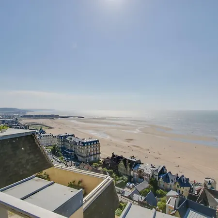 Duplex With Sea View And Roof Terrace Appartement