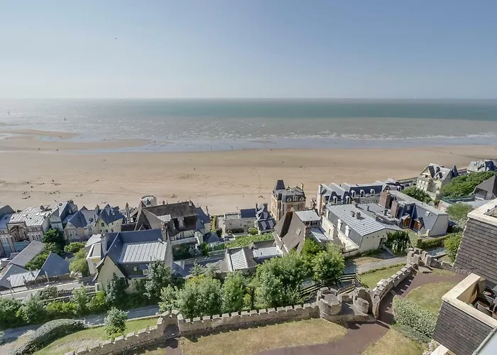 Duplex With Sea View And Roof Terrace *