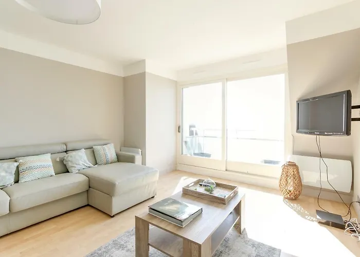 Duplex With Sea View And Roof Terrace דירה